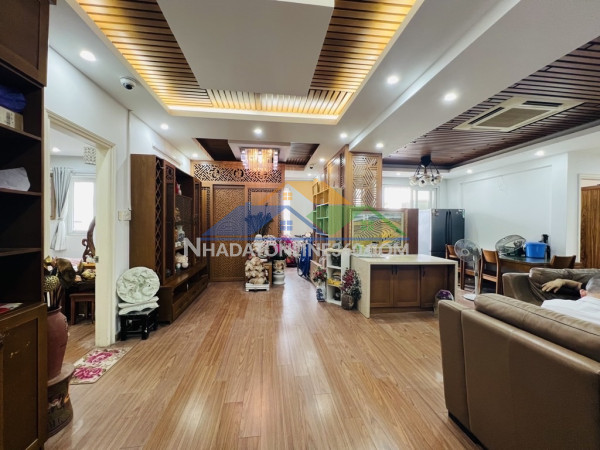 Chung cư 335 cầu giấy dt 125m 3 ngủ 2 ban công,nhà đẹp gia chỉ 9,2 tỷ-73 tr/m2