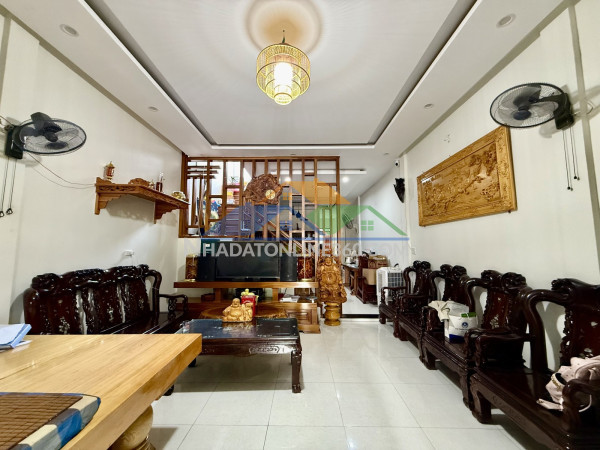 Bán đất tặng nhà mt đoàn khuê nam việt á giai đoạn 1, diện tích 110m2 giá 11.95 tỷ