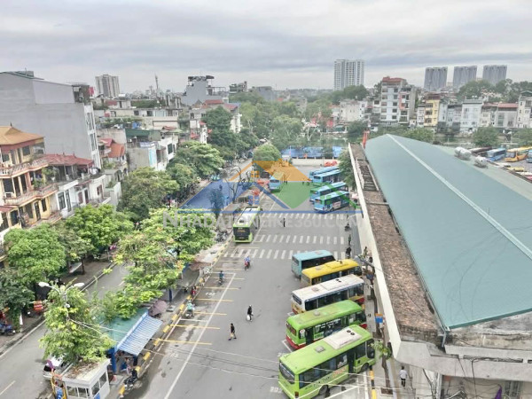 Bán nhà mặt phố ngô gia khảm, đối diện bến xe, vỉa hè rộng, kinh doanh ngày đêm