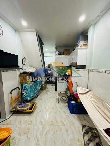 Bán nhà 1 trệt 1 lầu đường trịnh đình trọng, quận tân phú