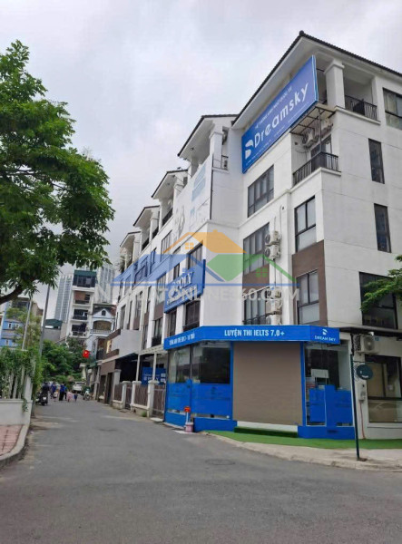 Bán gâp căn hoàng thành mỗ lao dt 108 m 5 tầng mt 5 m giá hơn 30 tỷ kinh doanh 50tr/tháng