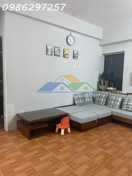 Chính chủ cho thuê căn góc 3014 chung cư vp3 bán đảo linh đàm.