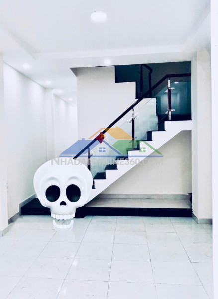 Bán nhà hiệp nhất, phường 4 quận tân bình (6*16) chdv dòng tiền 80tr/tháng