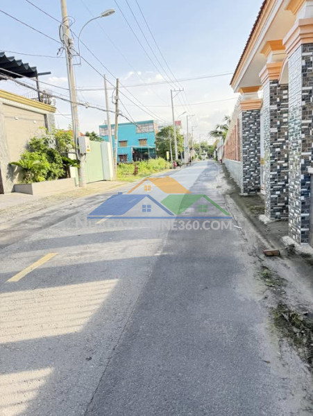 Bán đất mặt tiền 83x107m giá 2,5 triệu/m2 đường kênh 3, gần làng đại học