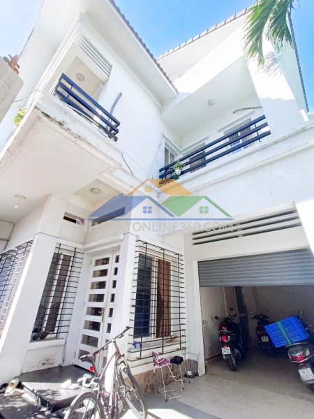 Bán biệt thự wew công viên quận 7 , 3 lầu , ngang
10m vừa giảm 4 tỷ chỉ còn 16 tỷ