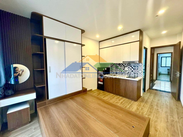 Tập thể tầng 2 cầu giấy dt 60m,2 thoáng,ô tô đỗ chân tòa giá 3,980 tỷ