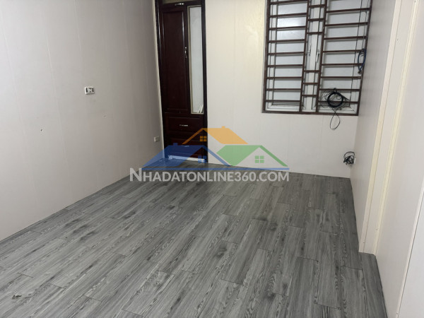 Cho thuê phòng tầng 2 & tầng 3 – nhà 5 tầng, ngõ 77 phố 8/3, bạch mai