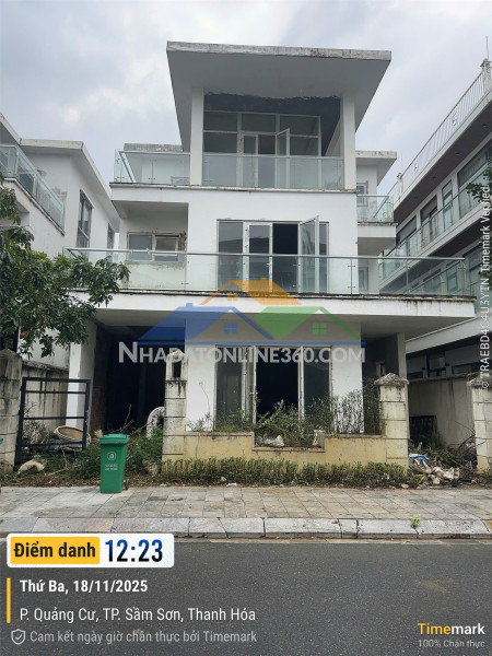 Nhà đẹp - mặt tiền - chính chủ cần bán nhà 3 tầng đường cát linh, phường hoa lư, ninh bình