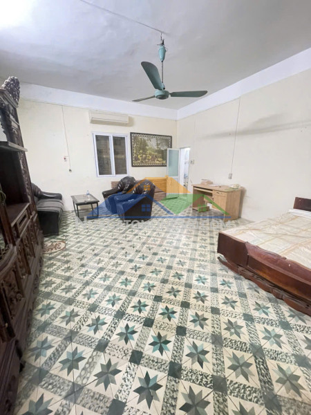 Cho thuê nhà nguyên căn ngõ 119 hồ đắc di, 50m² × 3 tầng, 4 phòng ngủ, 3 vệ sinh, 12 triệu