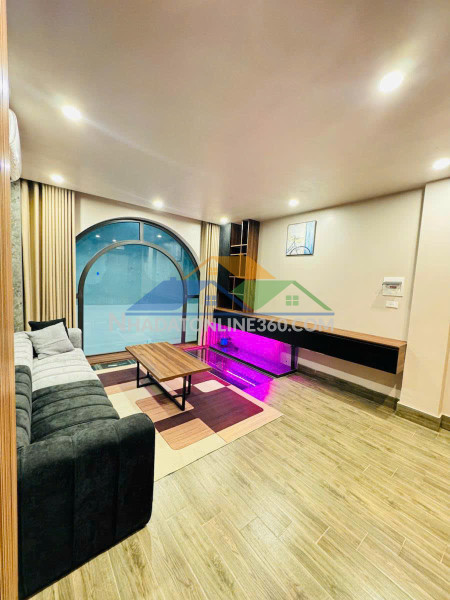 Nhà đẹp miếu đầm ô tô đỗ cổng, 8 tầng thang máy 30m2 8 tầng mặt tiền 4m giá 11.9 tỷ