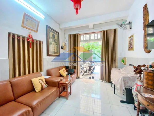 Bán nhà hẻm xe hơi hoàng sa, phường 5 tân bình (4*14) - 3 tầng