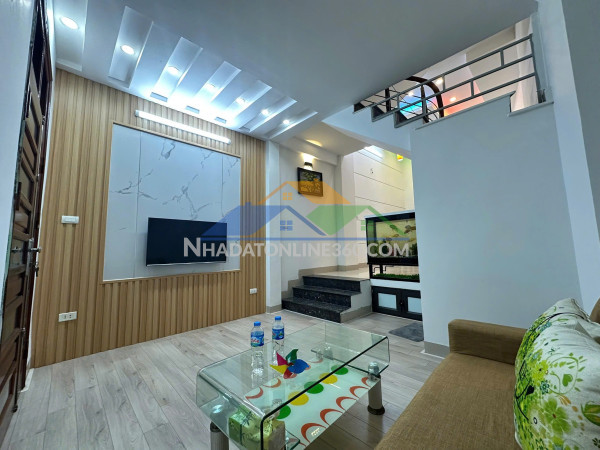 Cho thuê nhà ngõ 93 giáp nhị, 44m² × 4 tầng, 4 phòng ngủ, 14 triệu/tháng