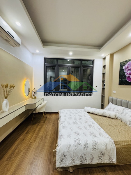 Yên hòa dt 30m x5 tầng chỉ 7,2 tỷ-ngõ nông,rộng,gần phố,nhà đẹp