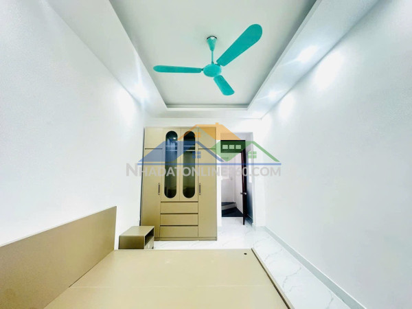 Bán nhà tập thể – tầng 1 – dt sử dụng 70m – 2 ngủ riêng – ô tô qua trước nhà – kinh doanh được