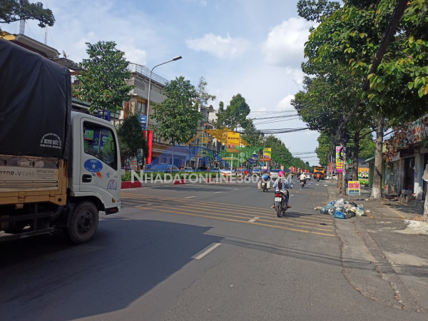 Bán đất ngay bv 7b,đường nhựa 2 xe hơi thông đồng khởi,shr thổ cư 100%