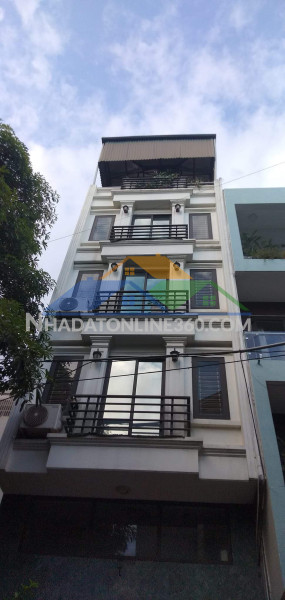 Bác nào có tầm tài chính từ 6tyr đếm 7 tỷ - thì thâm khảo 2 căn nhà xây mới - dt42m2 - 5 tầng  ô tô tránh