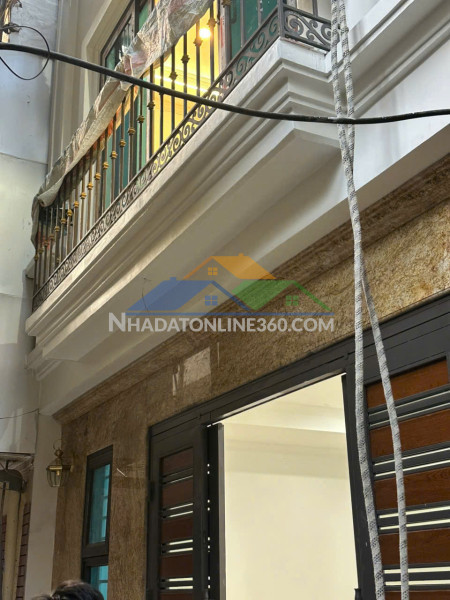 Bán nhà hoàng đạo thành - cực phẩm cách ô tô chỉ 2 nhà 5 tầng mới đẹp giá 6,7 tỷ