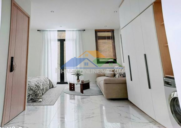 Chính chủ cho thuê ccmn 2 phòng ngủ vip full đồ,thang máy,trung tâm yên hòa.