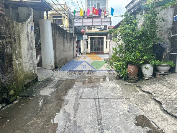 ????????????bán 60m  đất  đường dương đức hiền, gia lâm, nhỉnh 3 tỷ. ô tô vào đất.