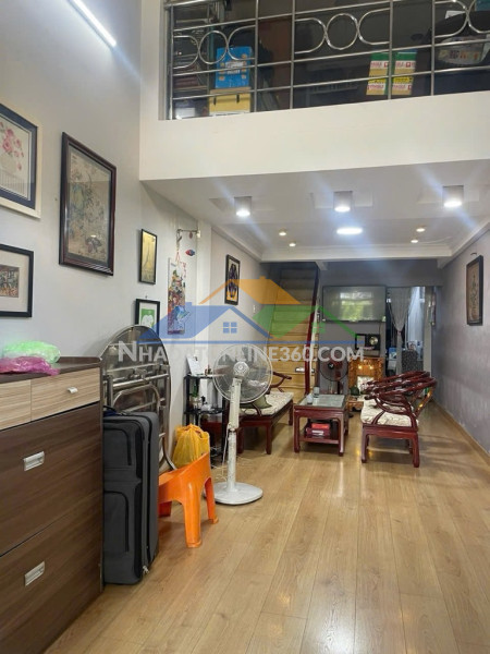 Căn ngon, nhà 1/ nguyễn văn nghi, 50m2, 3 tầng 3pn, 4.5 tỷ tl 0964364745