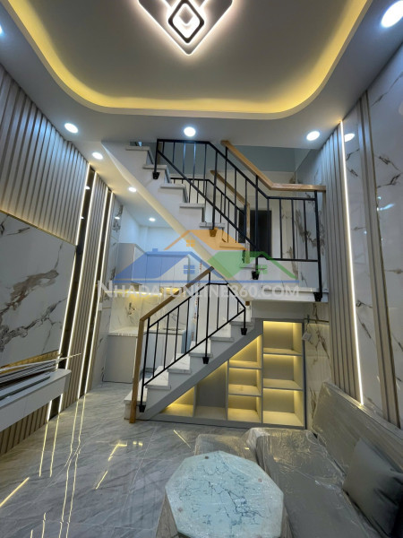 Chính chủ giảm sâu 900tr và cần bán nhanh căn nhà đường 4m, mt đường nghĩa hòa, q.tân binh.