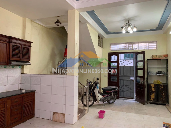 Cần cho thuê nhà ngõ 68 phố mễ trì thượng, nam từ liêm, 4 tầng 5 phòng ngủ