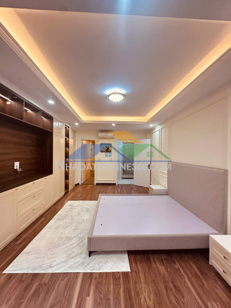 Duy nhất 1 căn thanh nhàn 5 tầng thang máy  – gara ô tô –  hai bà trưng 55m², chỉ 18 tỷ   lh 0326.213.286