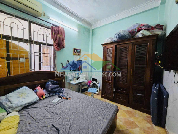 Hàng hiếm - nhà dân xây -  vị trí đẹp - căn góc - 2 ngủ - gần phố- phố 8/3, 18m x 4 tầng. mặt tiền 4.8m, 4.99 tỷ