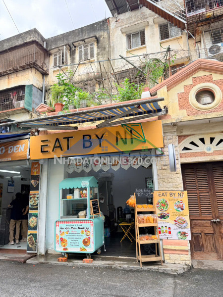 Quán mình đang cần tuyển 1 bạn nữ làm việc theo ca hoặc full ca