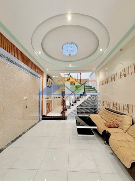 Phạm hữu lầu - q.7- tặng full nội thất - 3 tầng - 72m2 - 6tỷ4️