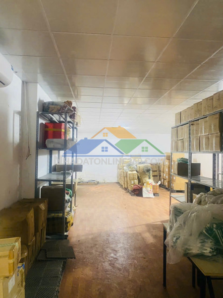 Cho thuê kho hàng, điểm bán hàng online tại xuân đỉnh, bắc từ liêm ,hà nội. diện tích 300m, nền đá hoa giá 22 triệu