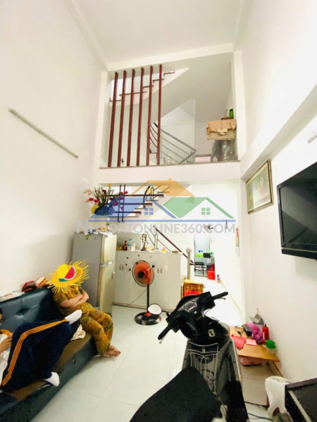 Nhà giảm giá còn 8,5 tỷ 67m2 4x14,5 4 tầng  nhà đẹp ô tô  3wc sân thượng