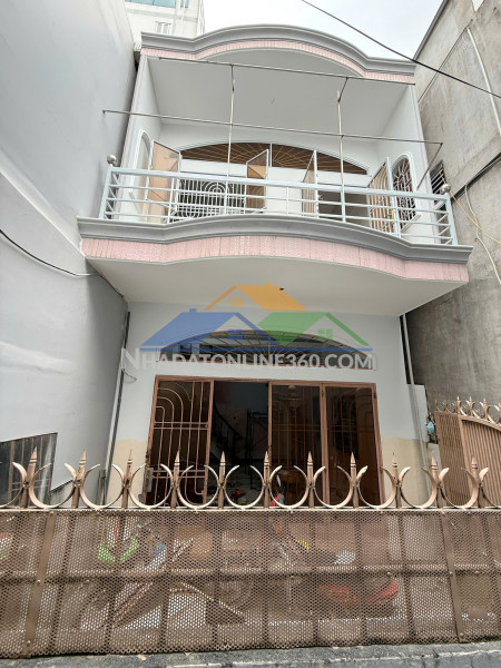 Nhà 2 tầng hẻm dương bá trạc ngay chợ rạch ông p.chánh hưng. giá 4tỷ tl