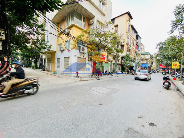 Sang nhượng quán cơm bình dân tại đường láng , đống đa, hà...