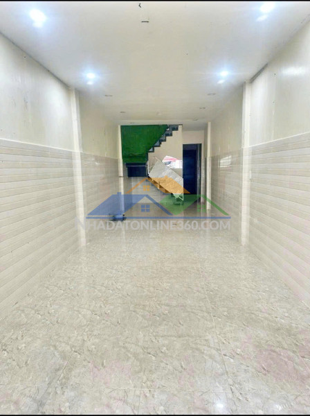 Cho thuê villa sân vườn 10 phòng đường hùng vương,p9  đà lạt