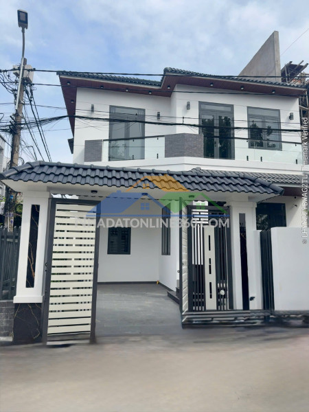 Bán nhà mơi lô góc shr 2 tầng 10x14m nguyễn thị thảnh thới tam thôn hóc môn hẻm xe tải