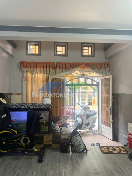 Nhà 4 tầng nở hậu l 7.2m 2 mặt hẻm thông ba đình p8q8. giá: 10 tỷ