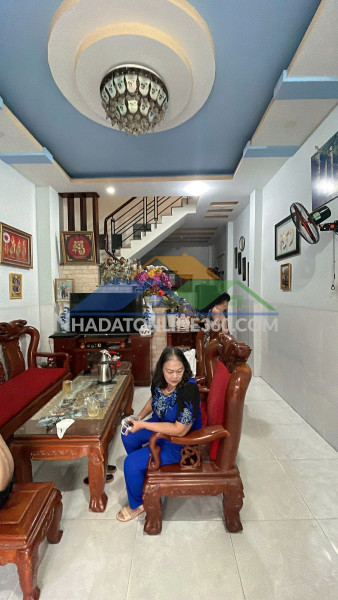 Nhà hẽm 8m tân kỳ tân quý cần bán, diện tích 52.7m2 1 trệt 3 lầu, 3pn, 3wc giàm giá từ 6.5 tỷ còn 6.1 tỷ o79-53.53.53o