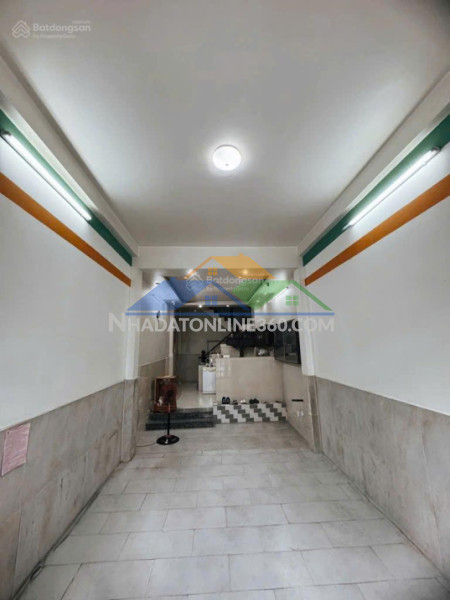 Bán nhà mặt tiền gần chợ phạm thế hiển vừa ở vừa kinh doanh p.4 quận 8 - 60m2 - 5 tầng chỉ 9.3 tỷ.