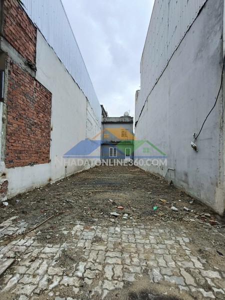 Lô đất vuông vắn 186m² đường lê hữu trác, cách biển mỹ khê vài bước, giá đầu tư