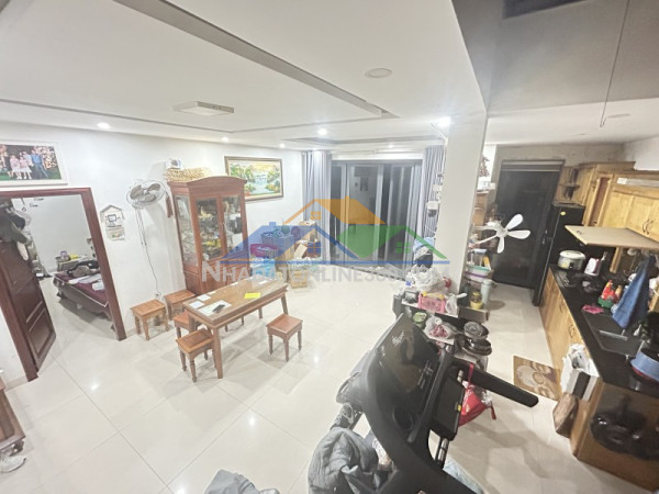 ♪ mt núi thành lô góc, ngay khu đại học, 230m2, ngang 8.3m, 3 mặt thoáng, giá tốt