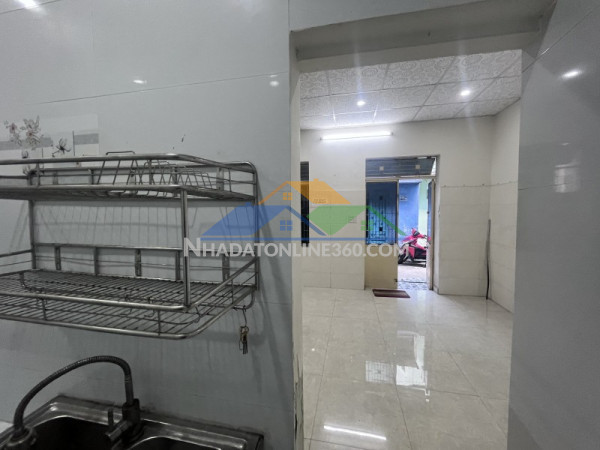 ♪ nhà kiệt hoàng thúc trâm gần tiểu la 79m2, ngang 7m, 2 tầng...