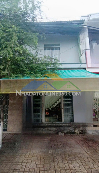 Bán nhà 2 tầng mặt tiền kinh doanh đường phước long