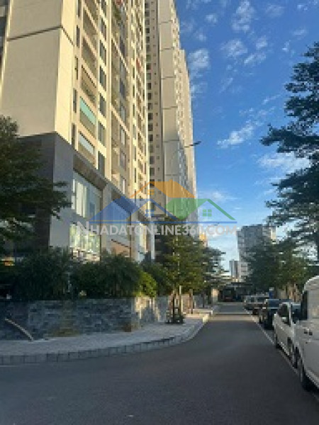 Chính chủ cho thuê shophouse 2 mặt tiền cực đẹp-rose town, vị trí trung tâm khu dân cư sầm uất.