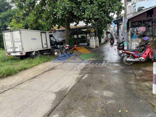 Bán đất 1409m2 full thổ giá 150 tỷ đường 7m quốc lộ 1a.