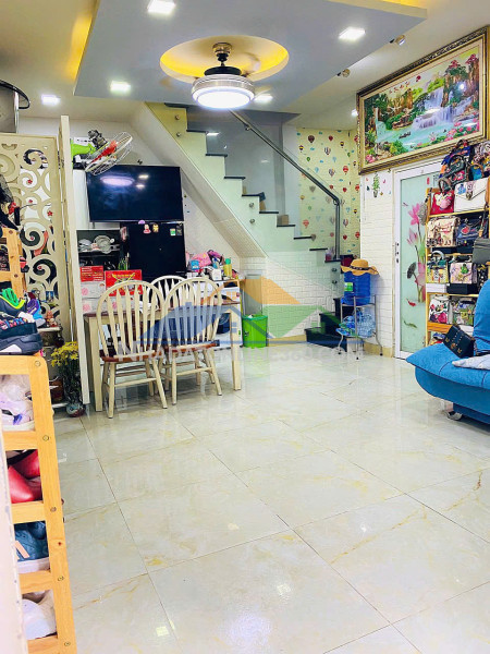 Nhà 2 tầng nở hậu hẻm 413 liên tỉnh 5 p5q8. giá 2,45 tỷ tl