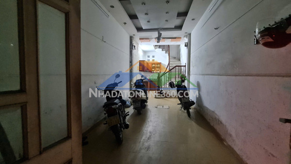 Cần cho thuê nhà 5 tầng x 30m2, 4 ngủ vĩnh hưng làm chdv, ở gđ, nhóm 11 triệu