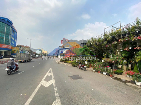 Ngộp giảm sốc 20 tỷ gấp bán nhà mtkd lê trọng tấn 2322m2 fuil thổ cư 3 tầng chỉ 160ty