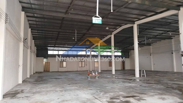 Bán nhà mặt tiền 1100m2 giá 33 tỷ đường thới tam thôn 18