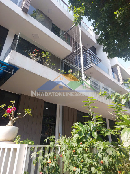 Khu nhà bella, cạnh citihone đường 35 cát lái, q2  nhỉnh 10ty
nhà...